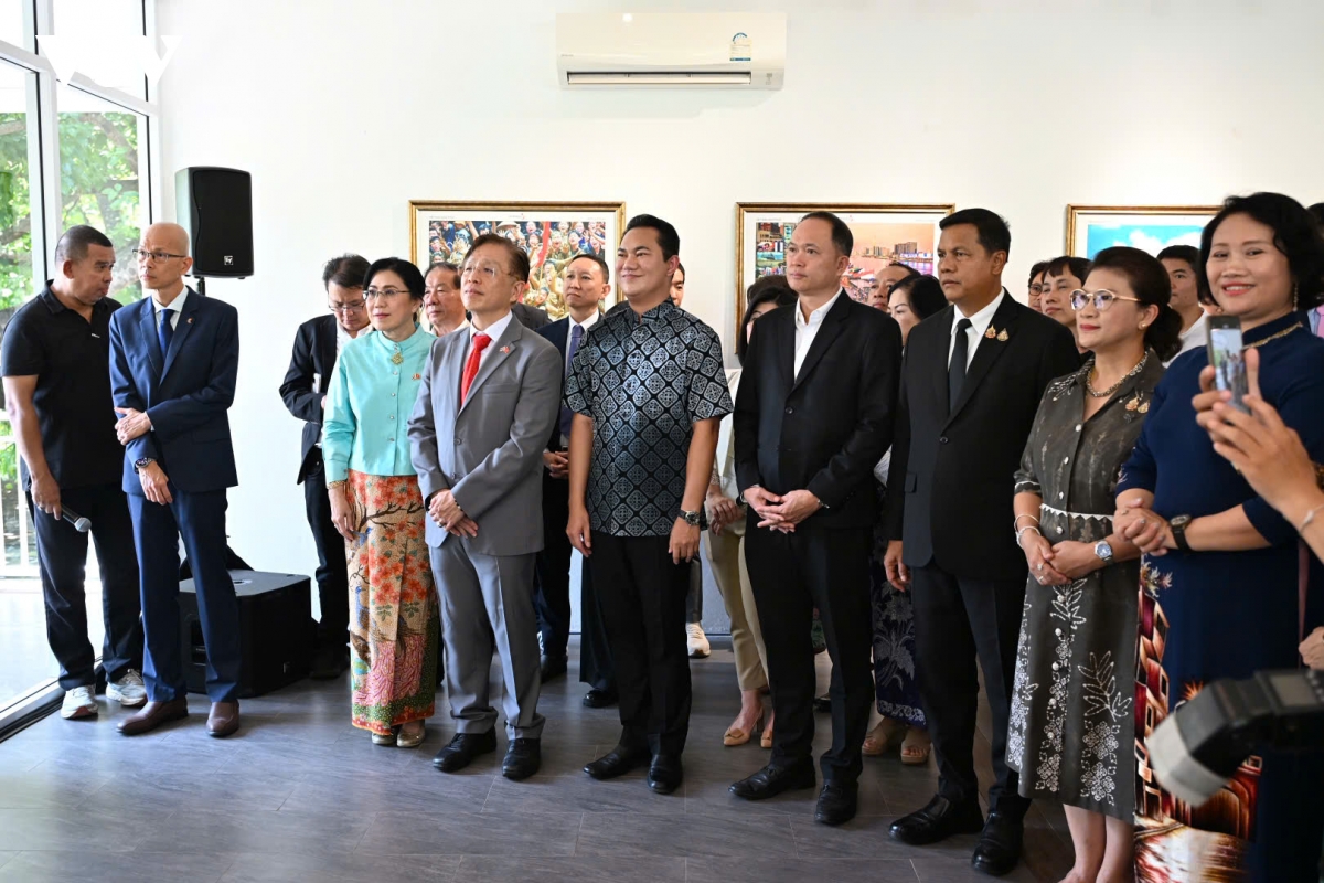 khai truong van phong lanh su danh du viet nam dau tien tai phuket hinh anh 2
