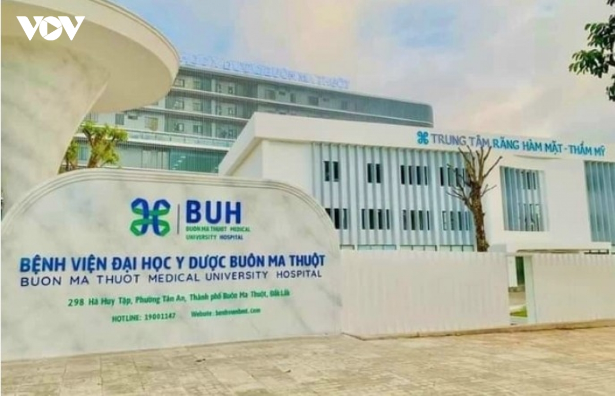 Hàng chục học sinh nghi bị ngộ độc thực phẩm, chưa rõ nguyên nhân