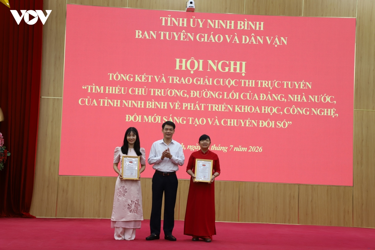 hon 219.000 luot nguoi du thi tim hieu chuyen doi so o ninh binh hinh anh 3