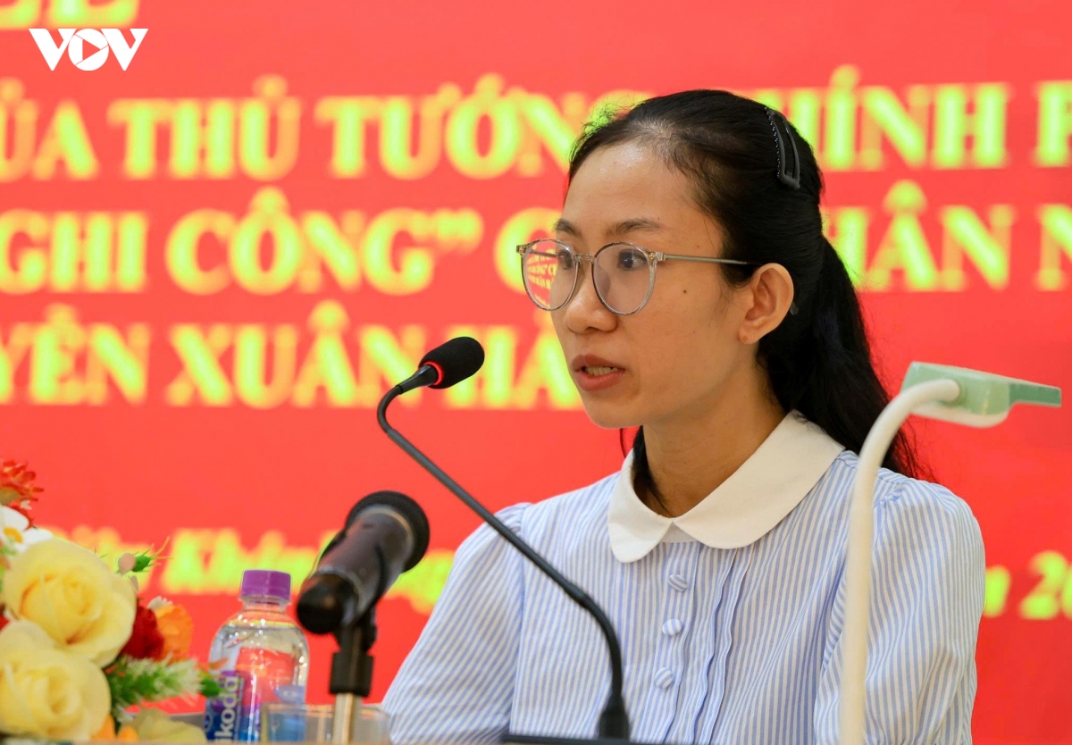 trao bang to quoc ghi cong cho than nhan liet si cong an nguyen xuan hai hinh anh 3