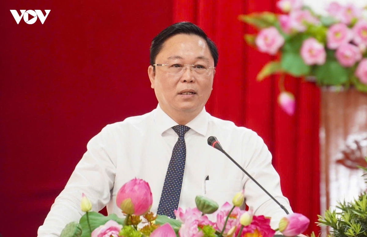Ong le tri thanh duoc bau giu chuc chu tich ubnd thanh pho hue hinh anh 2