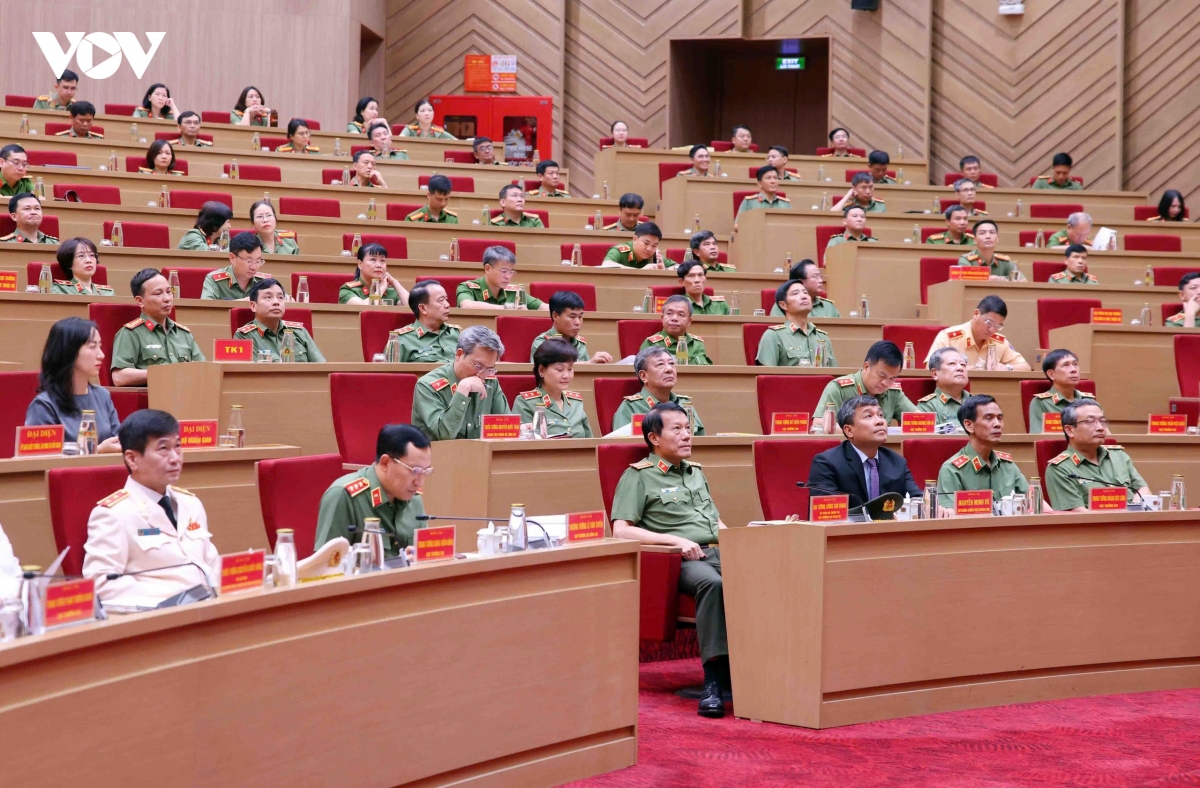 bo truong luong tam quang chu tri hoi nghi so ket 1 nam thuc hien nghi quyet so 59 hinh anh 4