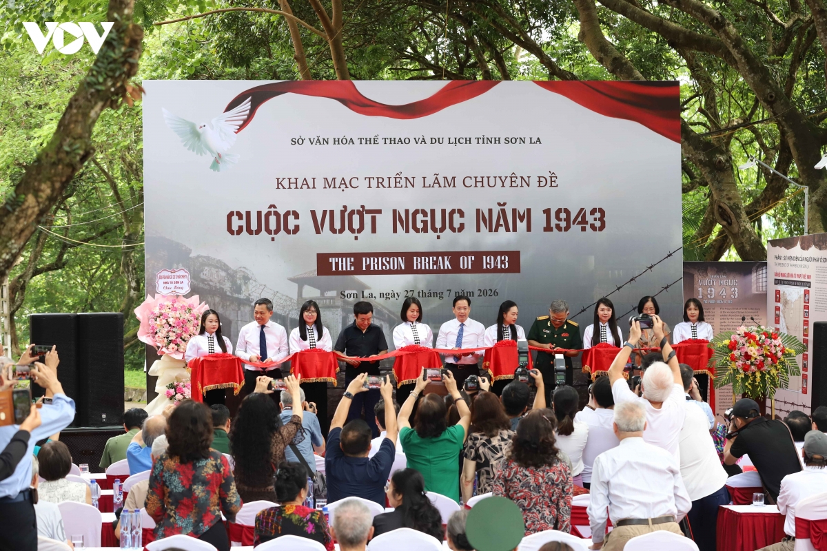 hon 100 tu lieu tai hien cuoc vuot nguc lich su nam 1943 tai nha tu son la hinh anh 1