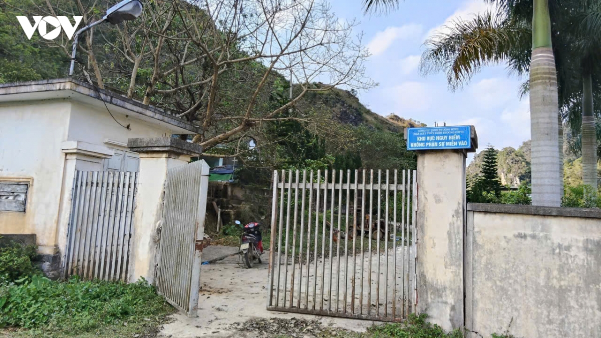 cao bang thuy dien thoong got ii ho bien den bu dat, hoa mau thanh mua ban dat hinh anh 4