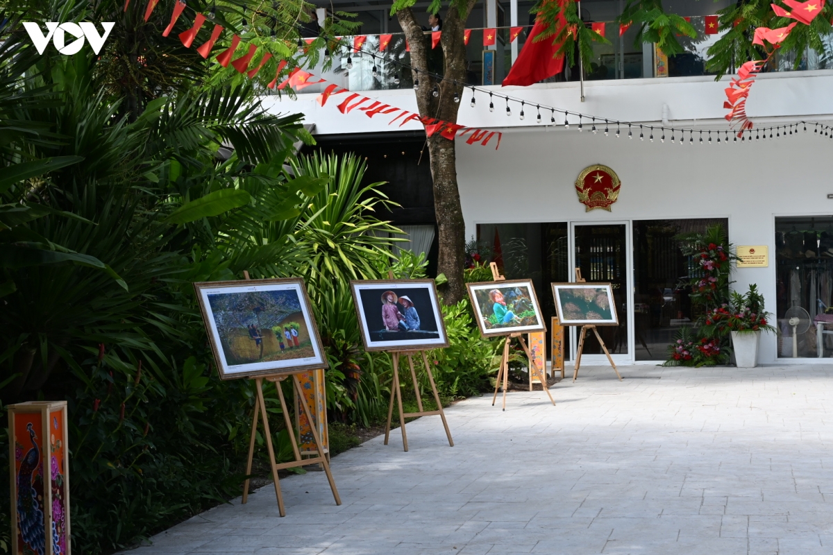 khai truong van phong lanh su danh du viet nam dau tien tai phuket hinh anh 11