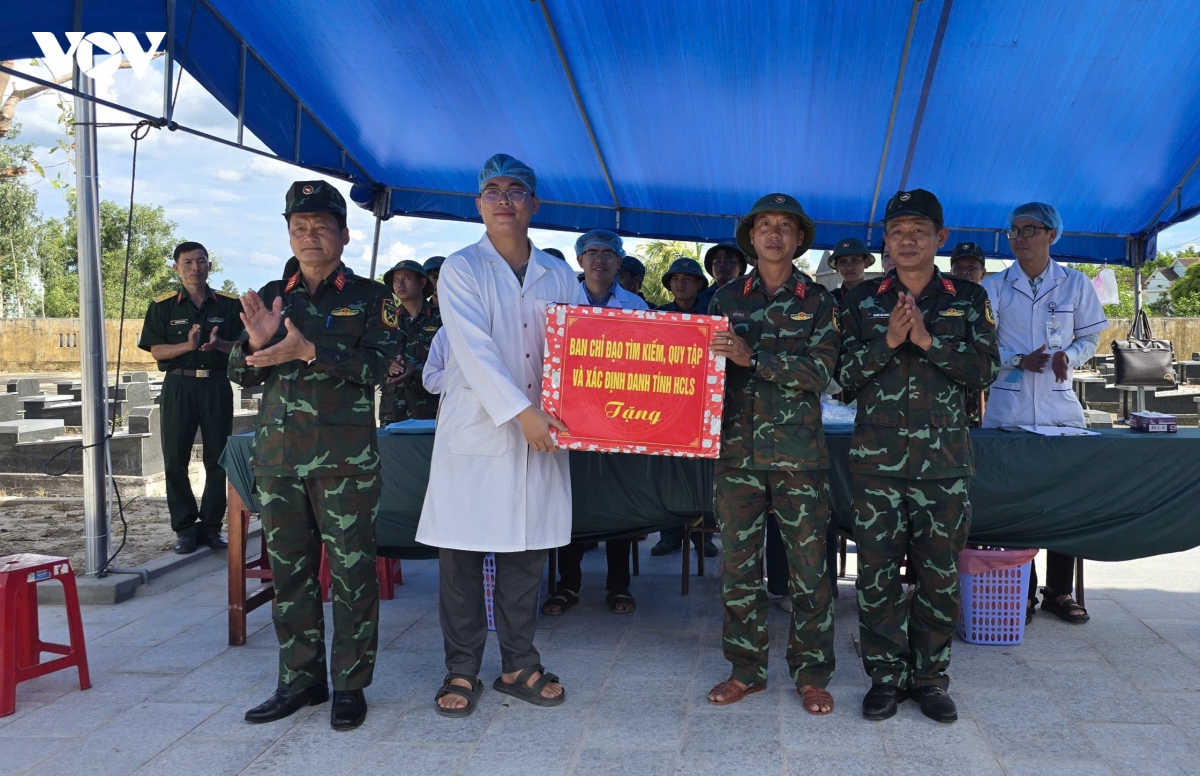 nhung nguoi lan dau lam nhiem vu dac biet trong chien dich 500 ngay dem hinh anh 5