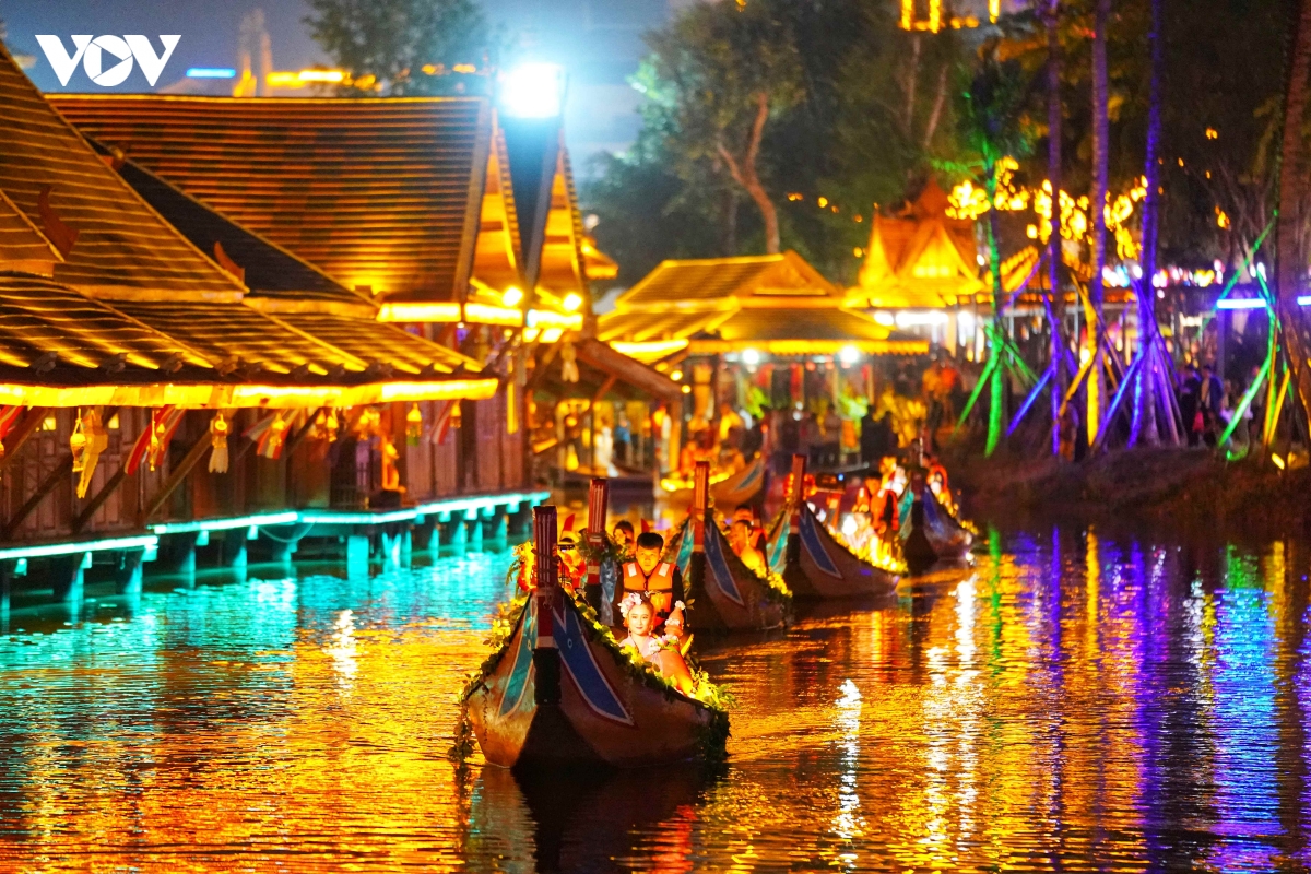 cho dem doc dao ben dong lan thuong o tay song ban nap, trung quoc hinh anh 8