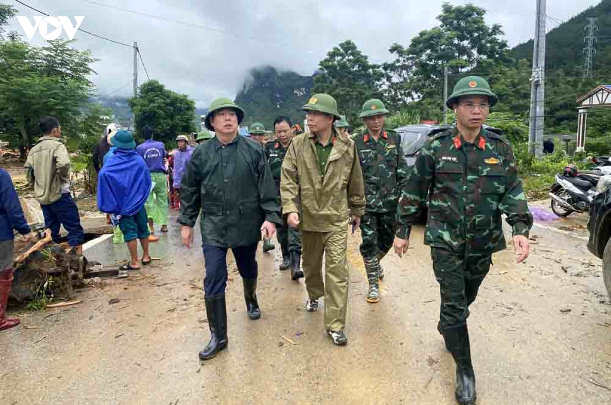 nghia dong bao sau lu du muong than hinh anh 2