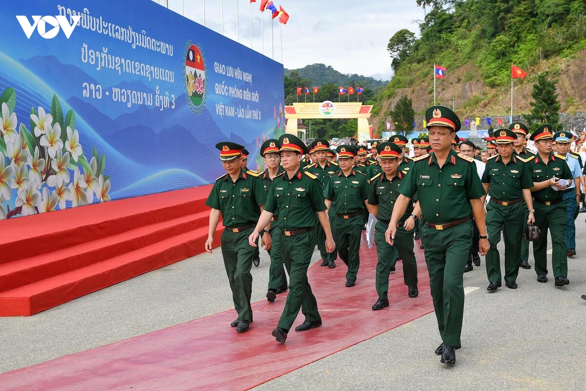san sang cho giao luu huu nghi quoc phong bien gioi viet nam - lao lan thu 3 hinh anh 1