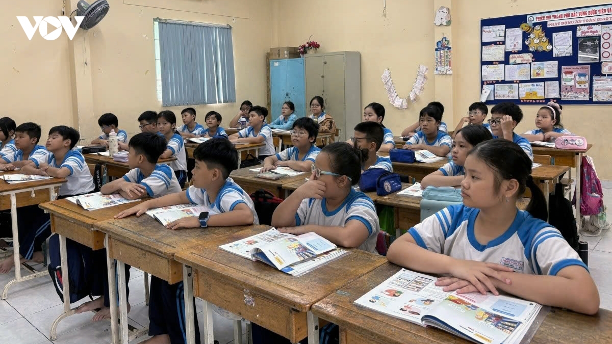6 tiêu chí ưu tiên lựa chọn hiệu trưởng sau khi sắp xếp trường học tại Hà Nội