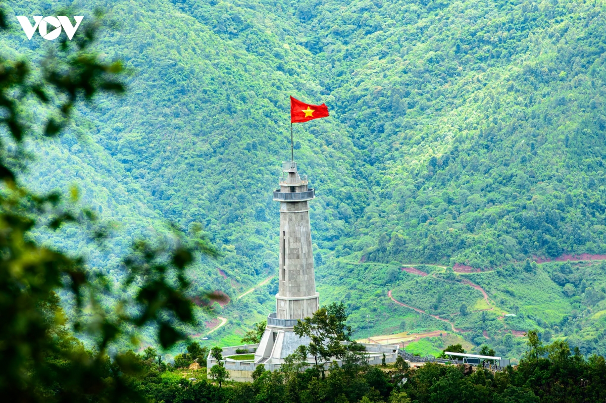 Dien bien dua cot co a pa chai len ban do du lich cap tinh hinh anh 1