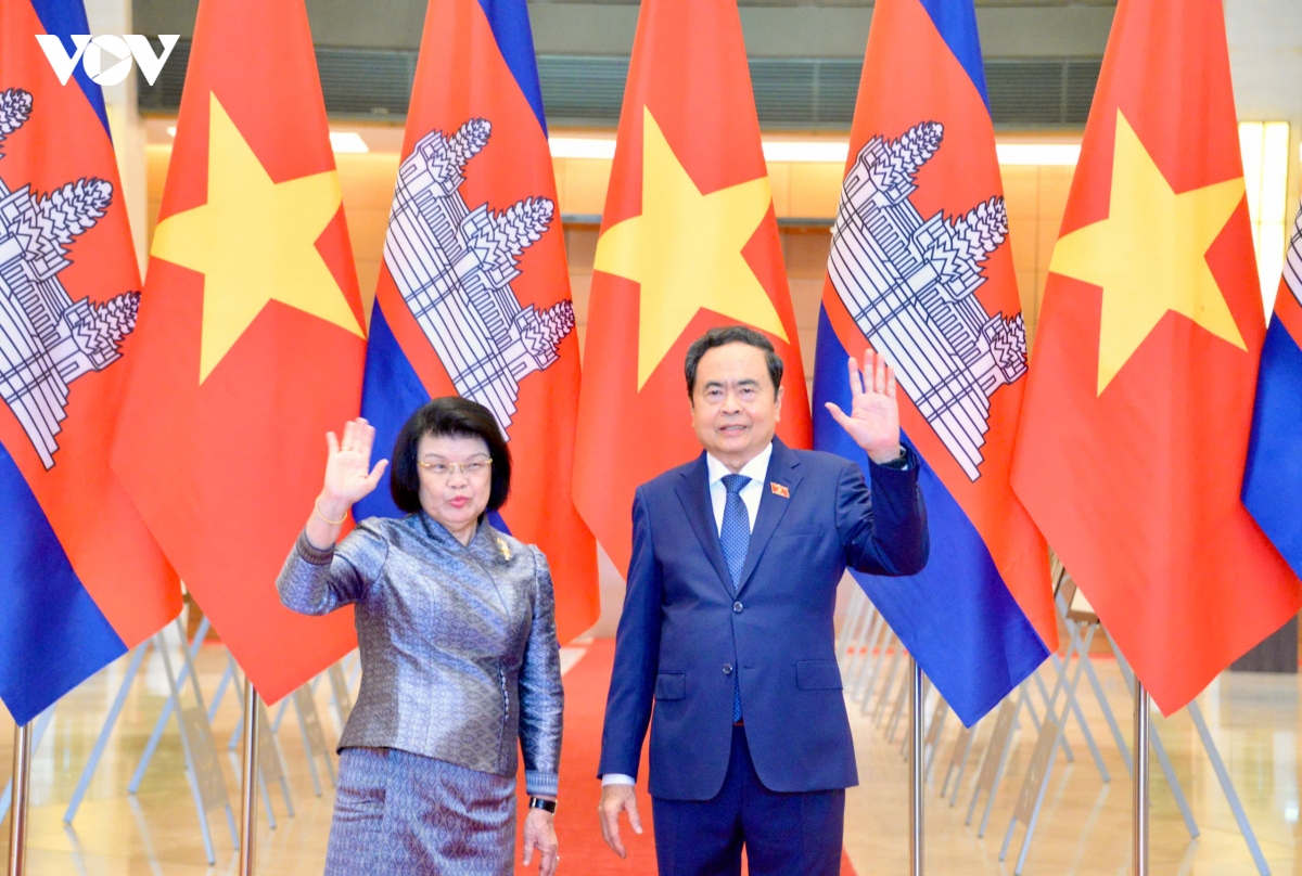 chu tich quoc hoi tran thanh man hoi dam chu tich quoc hoi campuchia khuon sudary hinh anh 8