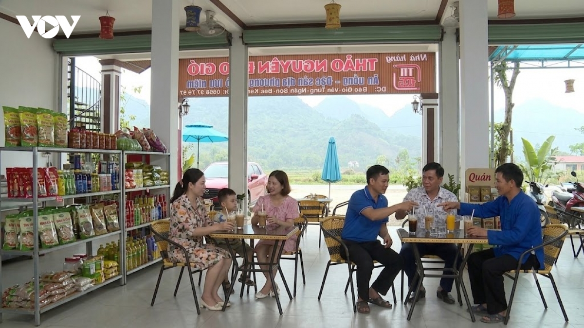 nguoi thuong binh va hanh trinh hoi sinh vung dat can Deo gio hinh anh 4