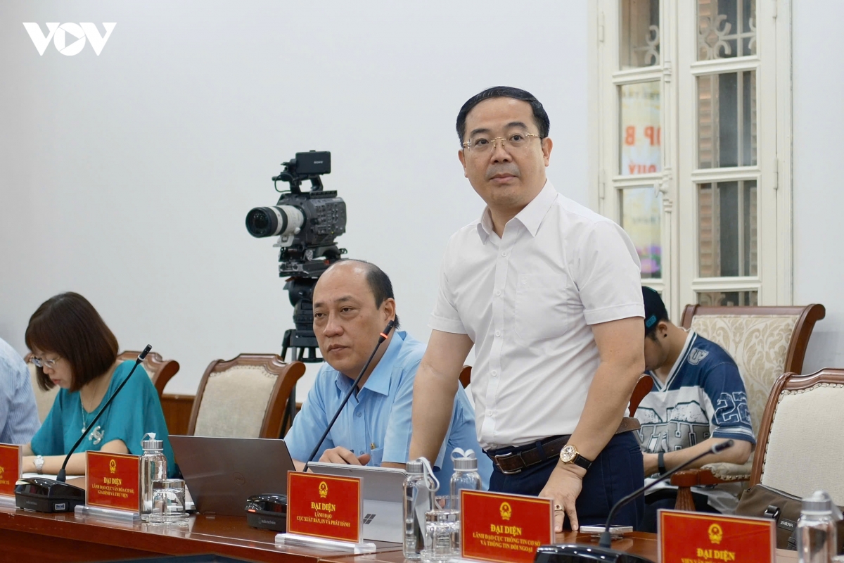 moi nam 50.000 dau sach, cuc xuat ban kiem soat noi dung ra sao hinh anh 1