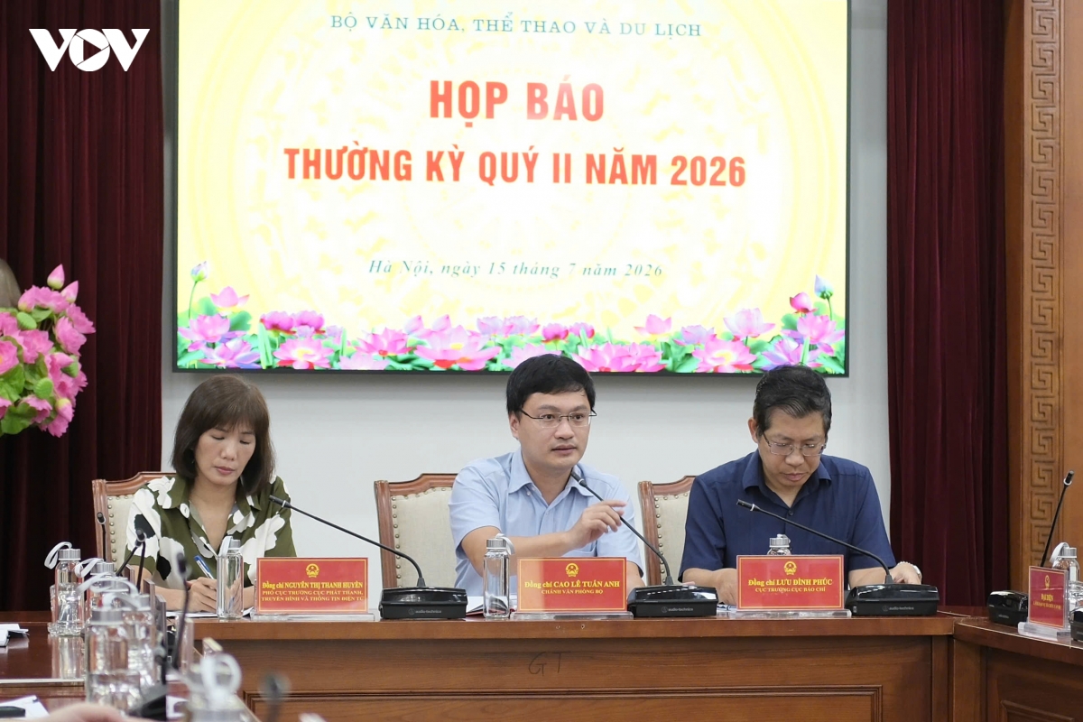 moi nam 50.000 dau sach, cuc xuat ban kiem soat noi dung ra sao hinh anh 2