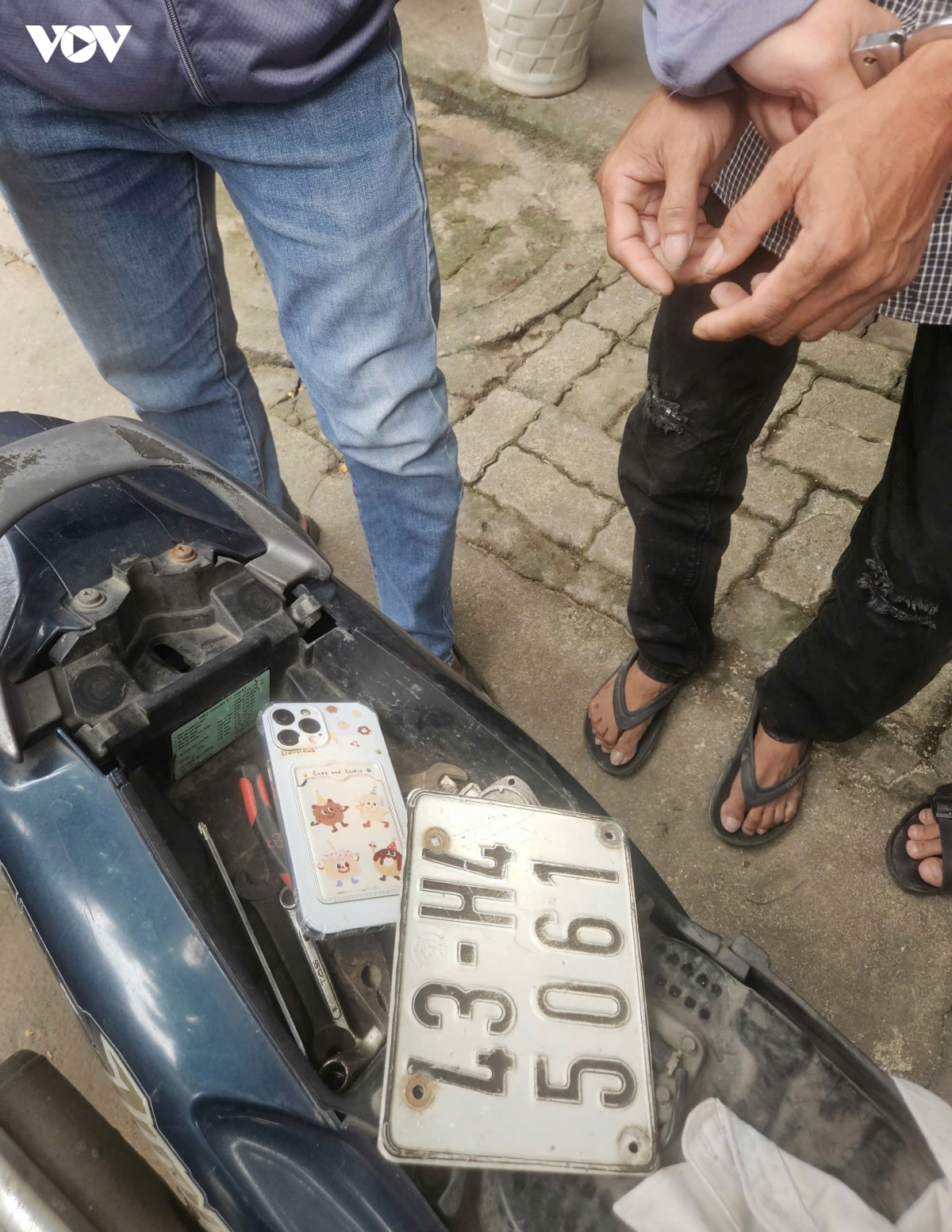 Da nang bat giu doi tuong cuop giat tai san sau gan 24 gio tiep nhan tin bao hinh anh 2