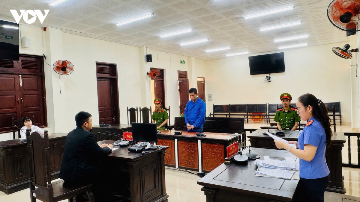 Đánh đập con 7 tuổi vì bán vé số không đủ tiền, người cha bị tuyên phạt 3 năm tù