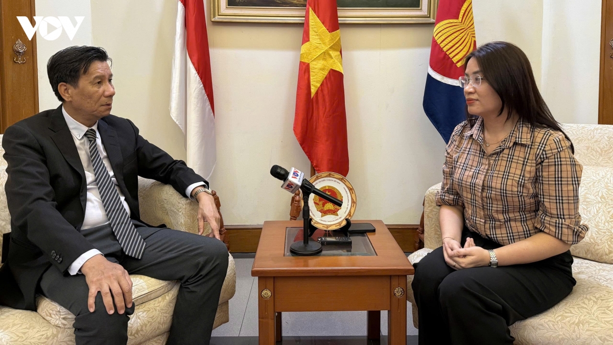 Dai su ta van thong quan he viet nam - indonesia dung truoc xung luc moi hinh anh 1