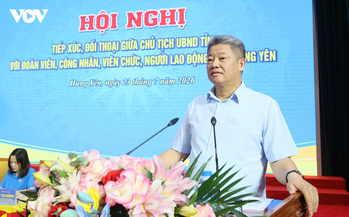 chu tich tinh hung yen doi thoai voi cong nhan, giai quyet cac kien nghi hinh anh 3