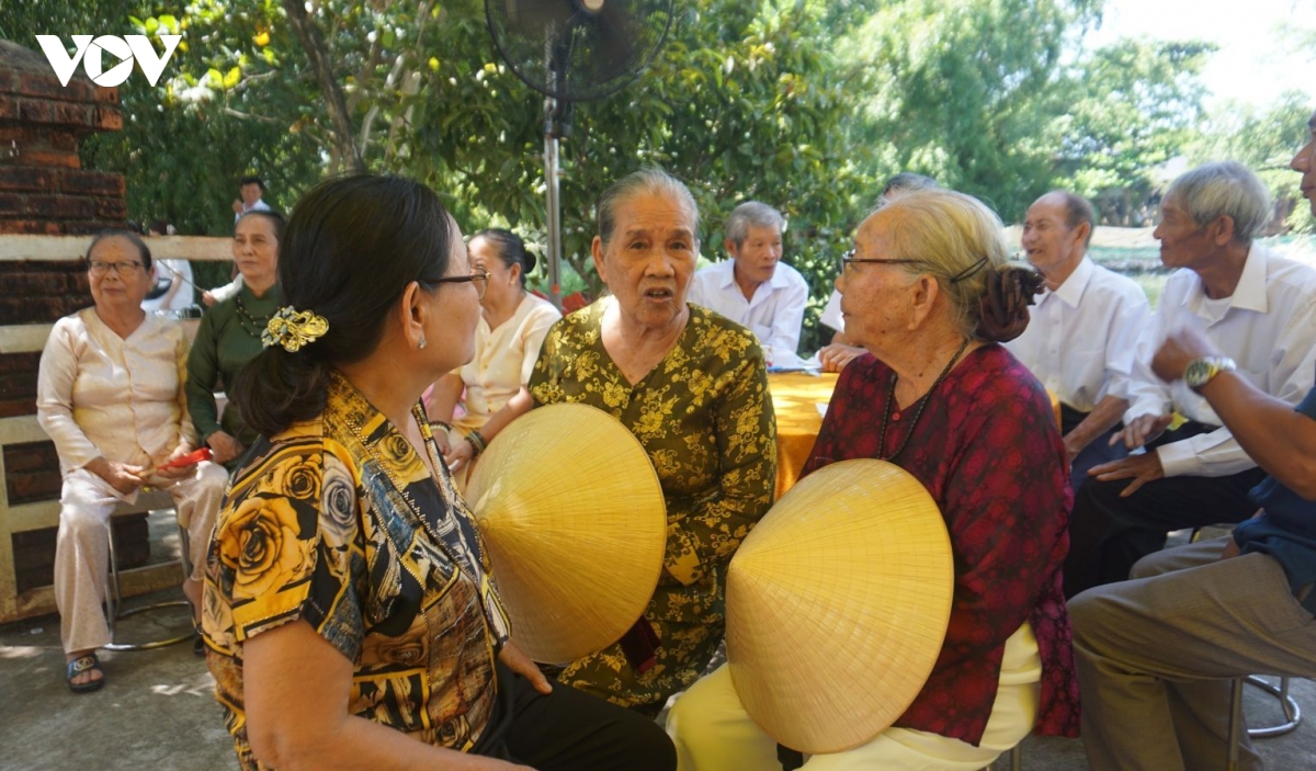 ngay gio chung tri an cac anh hung liet si o lang Dong di tp hue hinh anh 3
