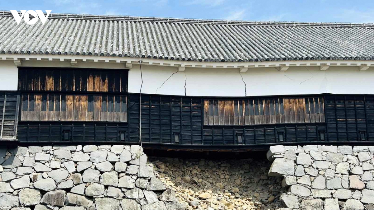 Dong dat kumamoto 2026 co kha nang chi la khoi dau cua chuoi dia chan nguy hiem hinh anh 1