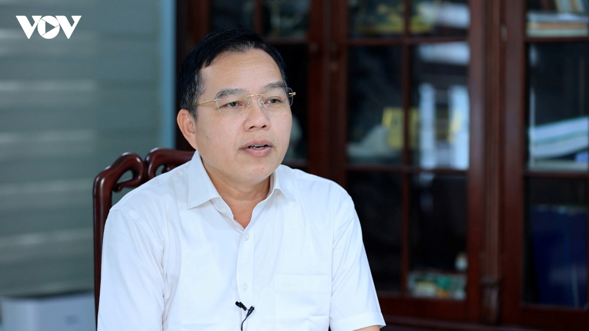 nghe an dua can bo xuong tan khoi, xom, ban lam sach du lieu dat dai hinh anh 5
