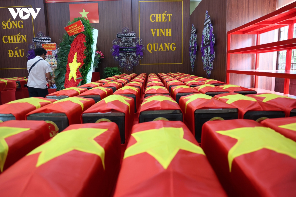 tu 3 buc anh vo danh, hanh trinh dua cac hai cot liet si tro ve o tp.hcm hinh anh 2