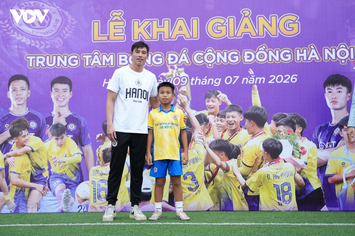 ha noi fc gieo hat giong vang , mo dai lo cho giac mo world cup cua bong da viet hinh anh 5