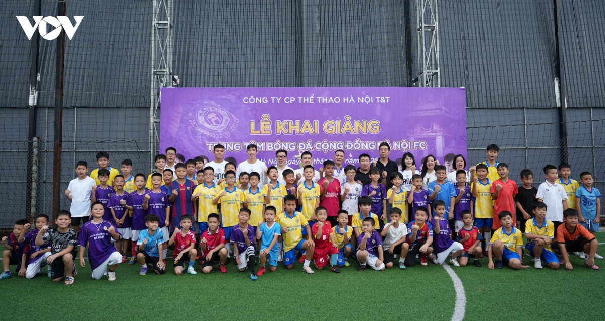 ha noi fc gieo hat giong vang , mo dai lo cho giac mo world cup cua bong da viet hinh anh 1