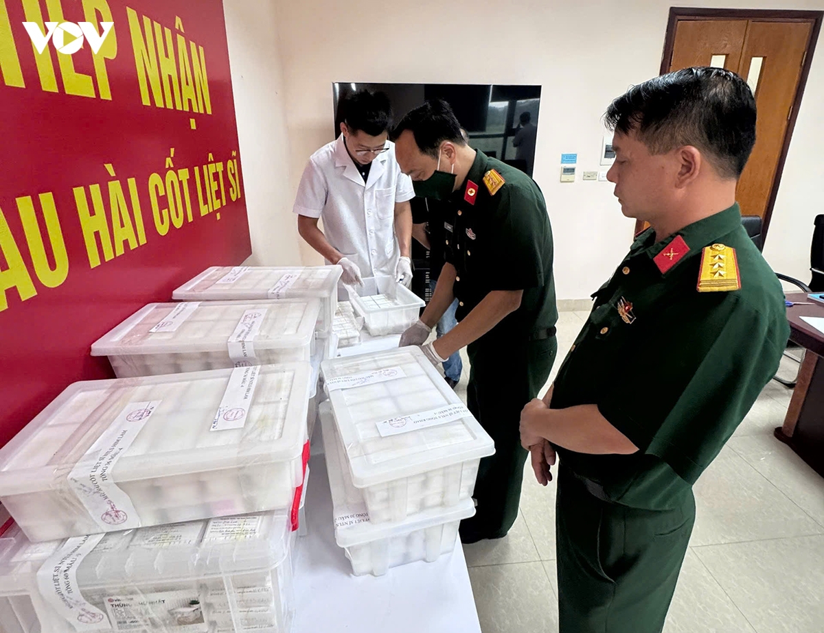 Dien bien ban giao 388 mau hai cot liet si phuc vu giam dinh adn hinh anh 2