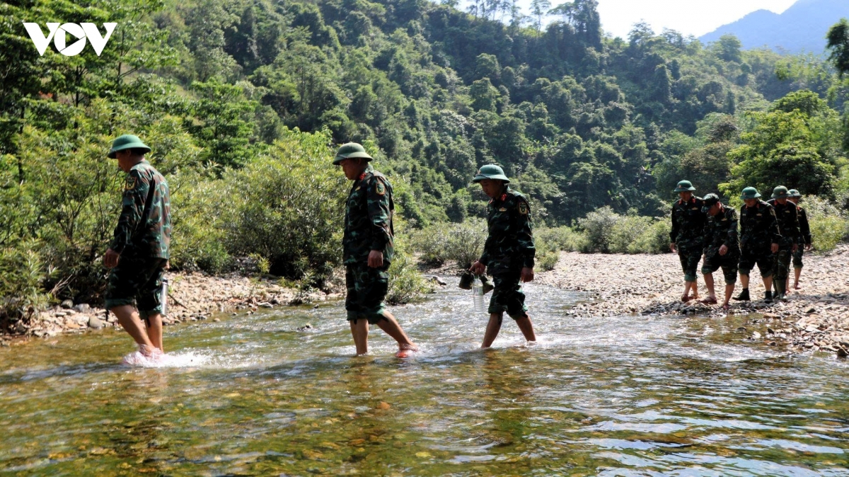 ky 1 theo chan nguoi linh di tim dong doi hinh anh 8