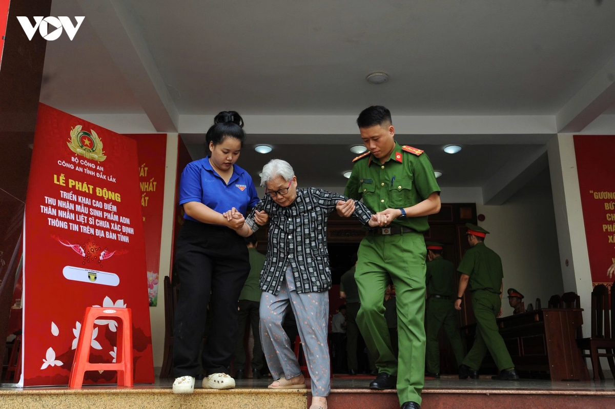 thu nhan mau adn hanh trinh tim lai ten cho cac anh hung liet si hinh anh 1