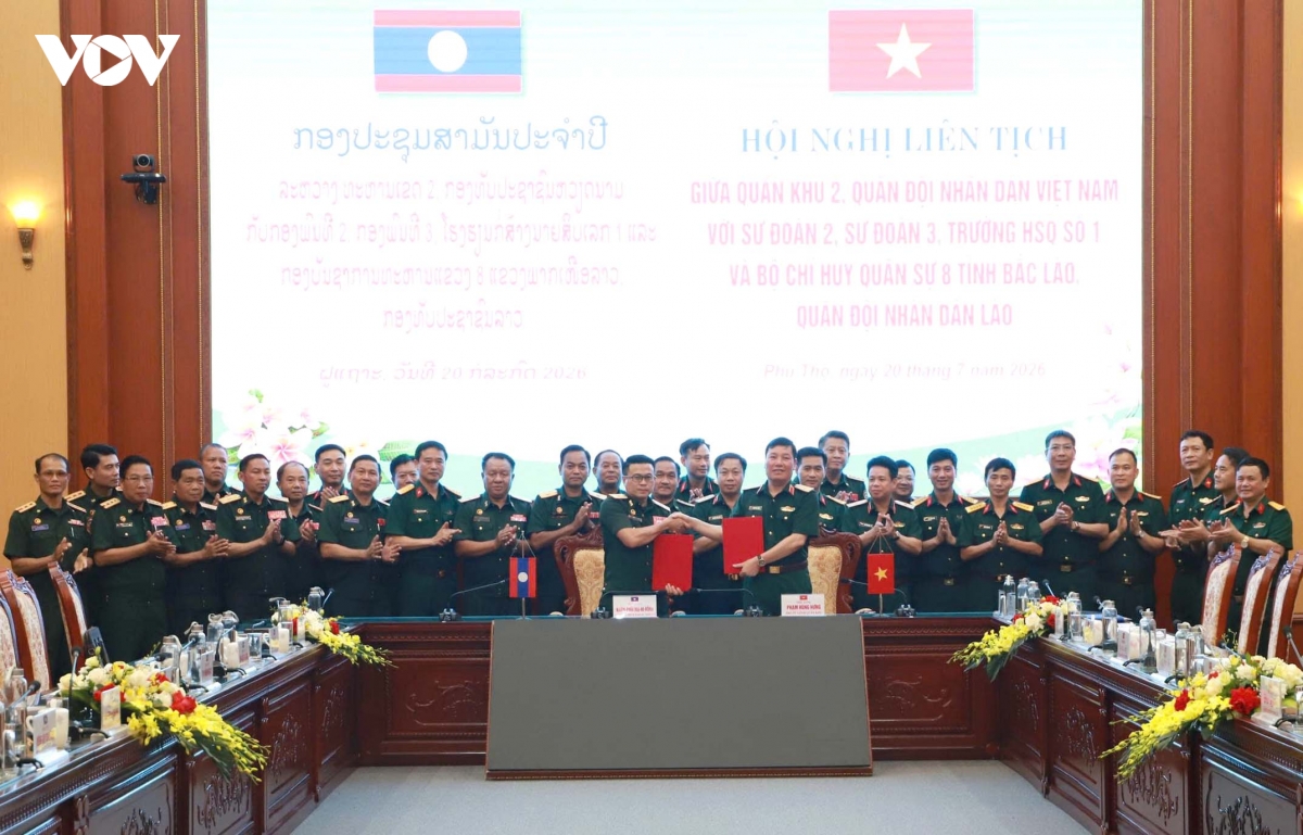 hoi nghi lien tich giua quan khu 2 voi cac don vi thuoc qDnd cac tinh bac lao hinh anh 5