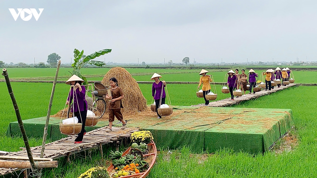 Huế tổ chức show thực cảnh “Huyền tích Vân Cù” tôn vinh bún bò Huế