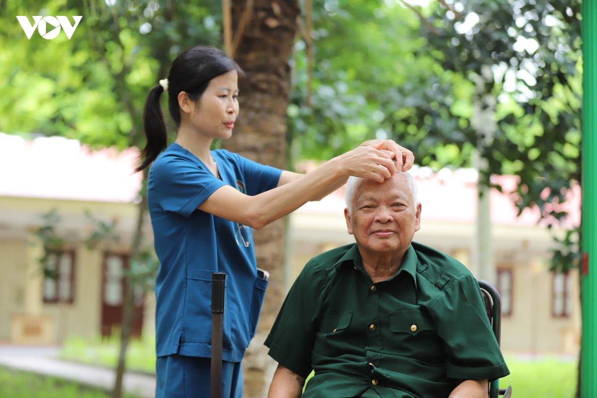 noi ky uc chien tranh duoc xoa diu bang tinh yeu thuong hinh anh 14