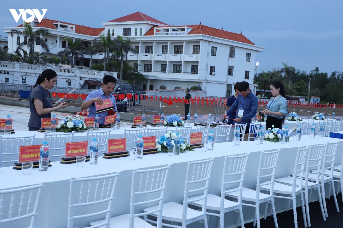 du khach no nuc ve giao ninh ninh binh don dau moc moi cua mua du lich bien hinh anh 5
