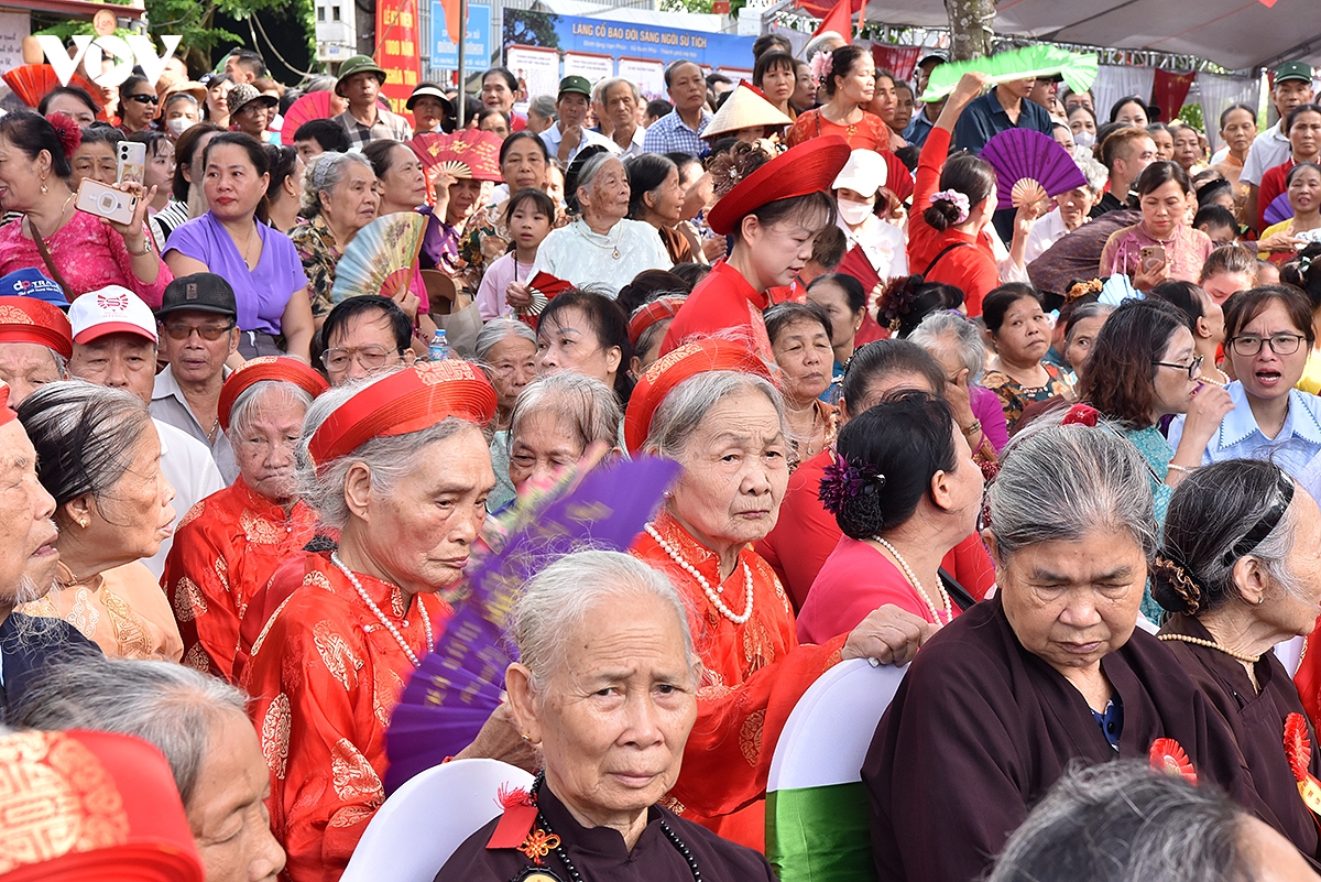 sau nang nghia tinh 1000 nam ket cha giua hai lang van phuc nga my o ha noi hinh anh 7