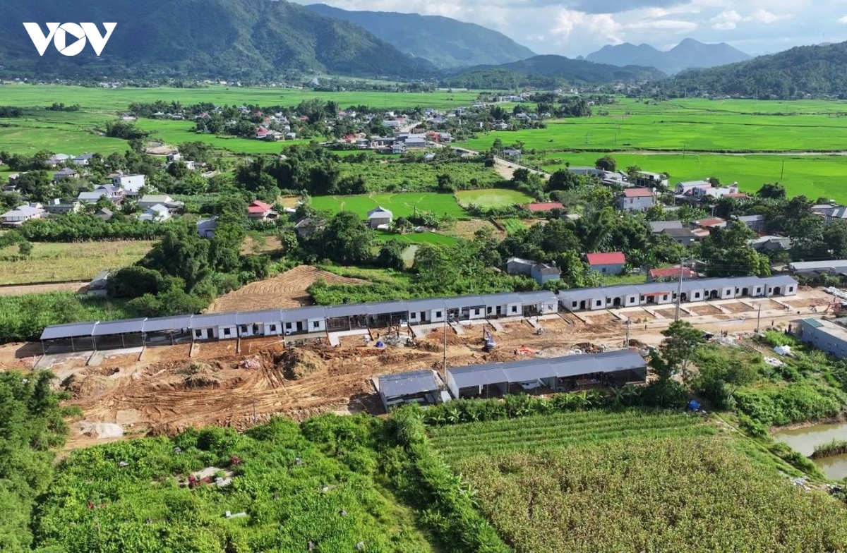 Người dân vùng lũ Mường Than trở về nhà, từng bước ổn định cuộc sống