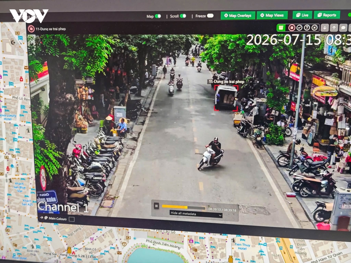 ha noi van hanh 36 man hinh led giao thong giup tai xe chu dong ne tac duong hinh anh 10