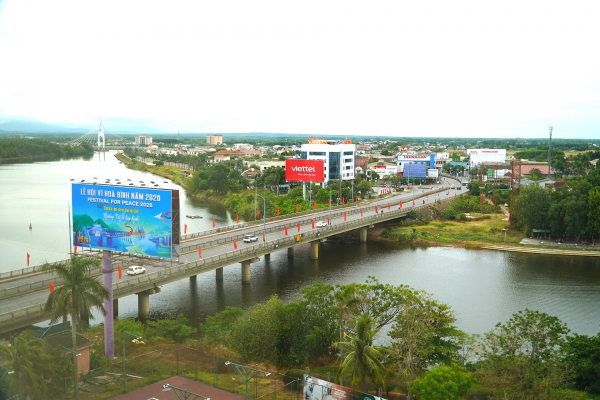 quang tri don doc xay dung co che dac thu phat trien cho khu vuc Dong hoi, Dong ha hinh anh 2