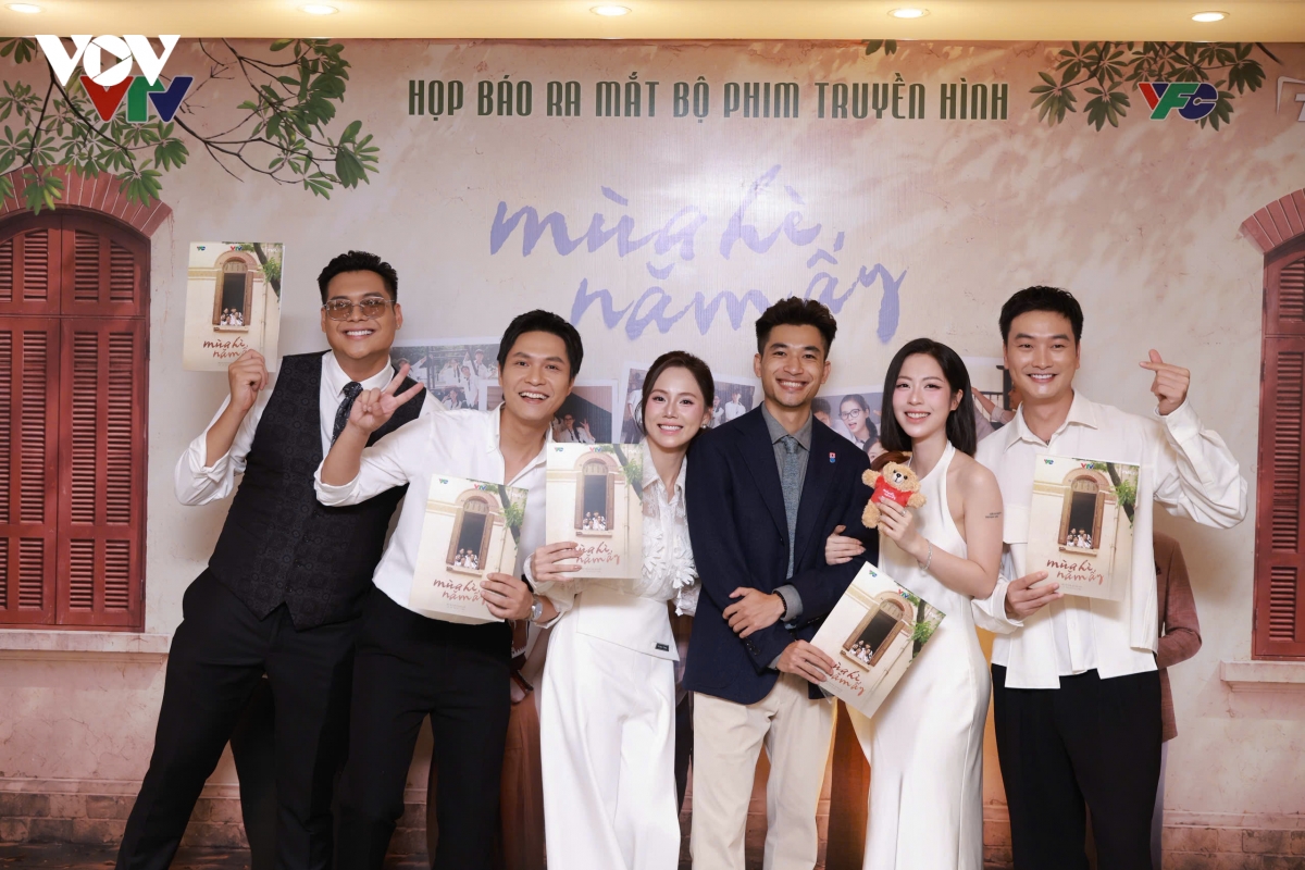 to dung - minh thu lan dau dong cap tren man anh khi dang yeu ngoai doi hinh anh 4