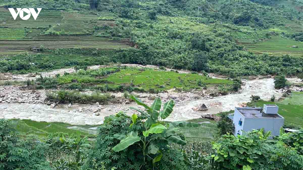 lu quet xa bien gioi khong lao, lai chau thiet hai hon 1,3 ty dong hinh anh 3