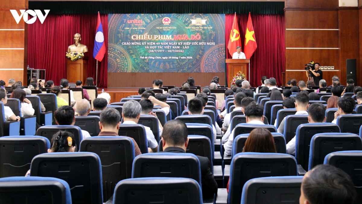 phim mua do tai lao khoi day long yeu nuoc va tinh than huu nghi hinh anh 2