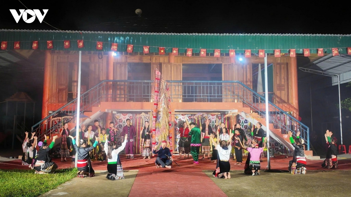 hien thuc hoa nghi quyet Dai hoi bang nhung ket qua cu the, thiet thuc hinh anh 3