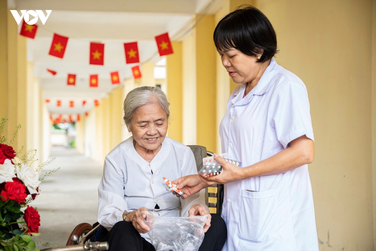  Don vi dac biet - noi nhung nguoi linh tiep tuc hanh quan bang chiec xe ba banh hinh anh 11