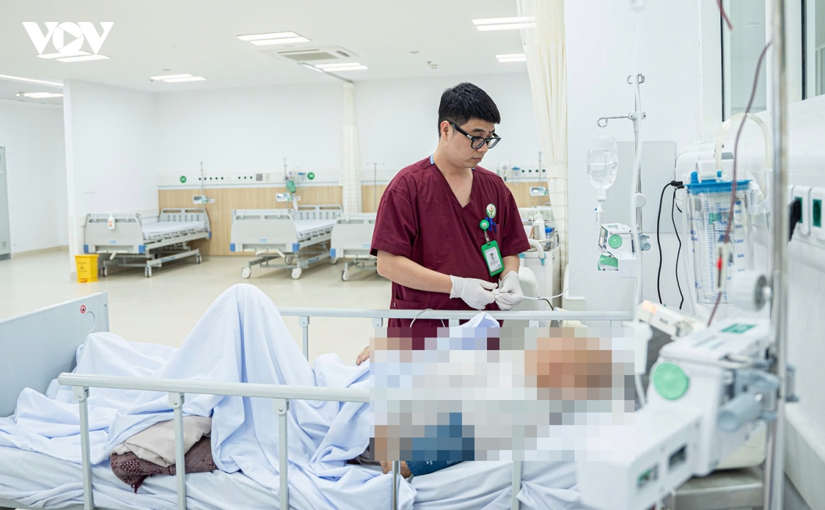 ca mo cap cuu dau tien tai benh vien viet Duc co so ninh binh hinh anh 1