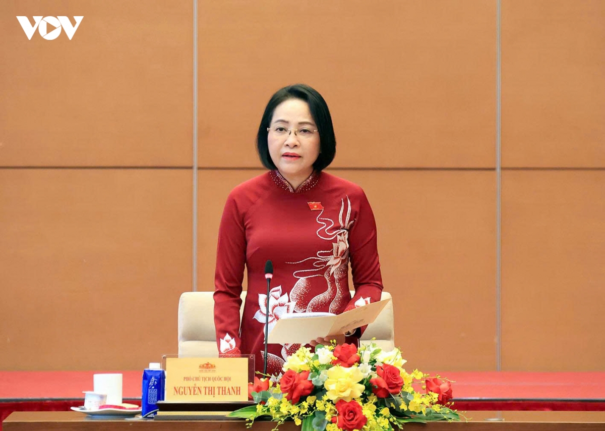 pho chu tich quoc hoi nguyen thi thanh gap mat nguoi co cong tieu bieu hinh anh 1