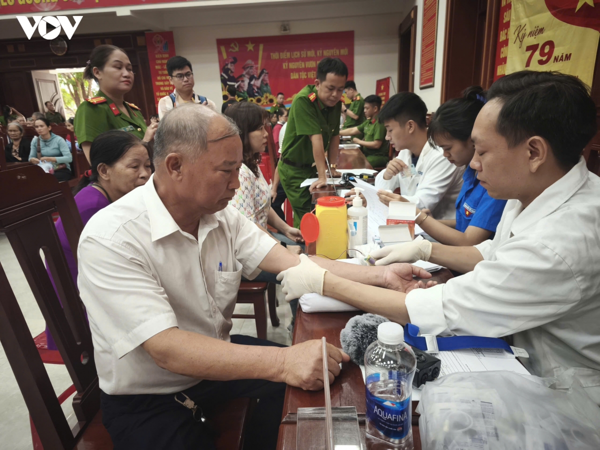  chien dich 500 ngay dem tim lai ten anh hinh anh 2