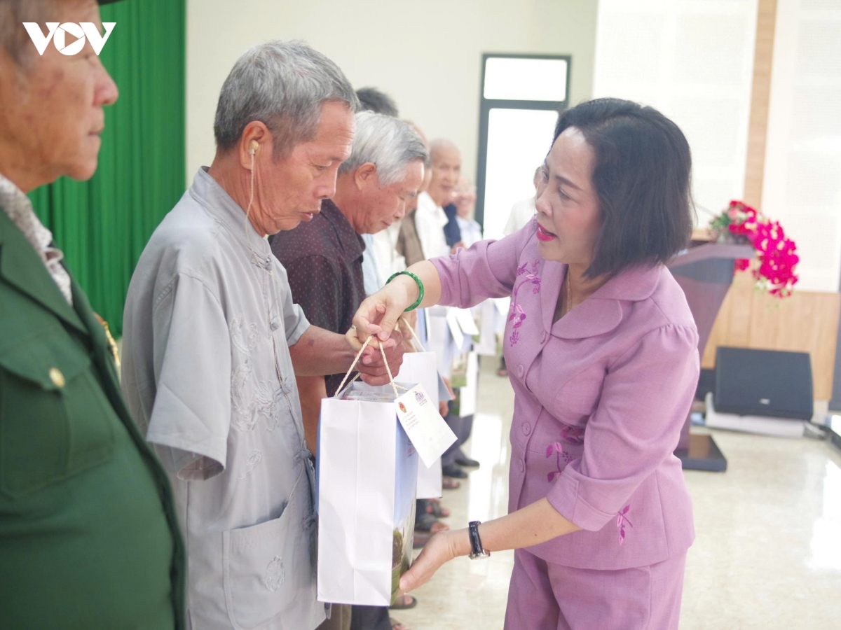 Phó Chủ tịch Quốc hội Nguyễn Thị Thanh tri ân người có công tại Đắk Lắk