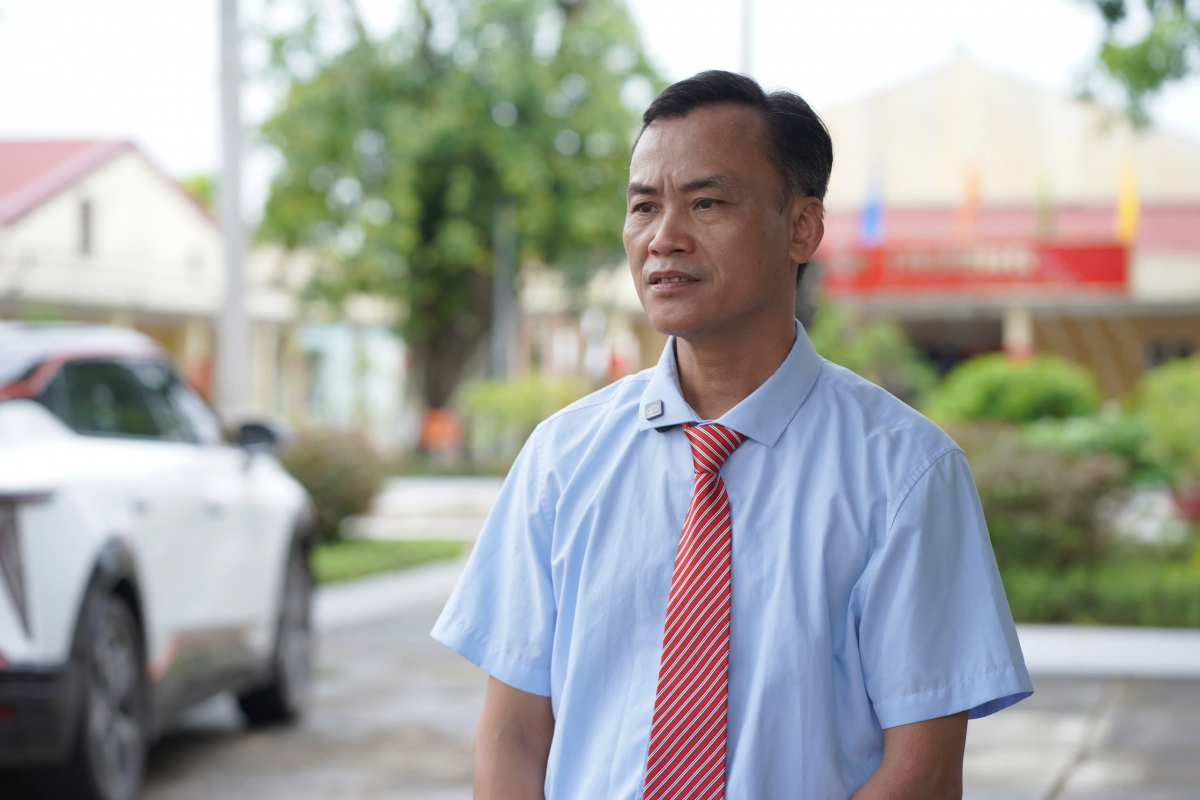  Don vi dac biet - noi nhung nguoi linh tiep tuc hanh quan bang chiec xe ba banh hinh anh 4